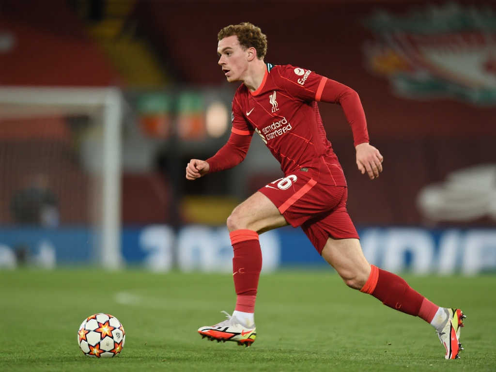 资金问题受 资金问题受